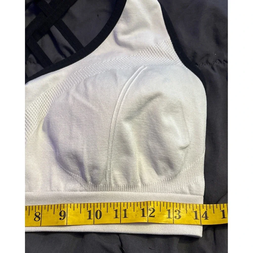 Women's Plus Size Strappy Back Sports Bra White Black Size 2XL